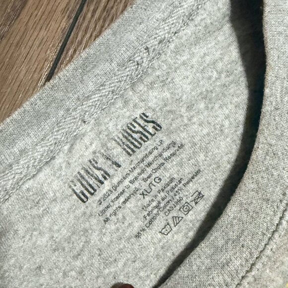 Guns N’ Roses Heather Grey Graphic Sweater – Size XL – Great Condition - Picture 5 of 5